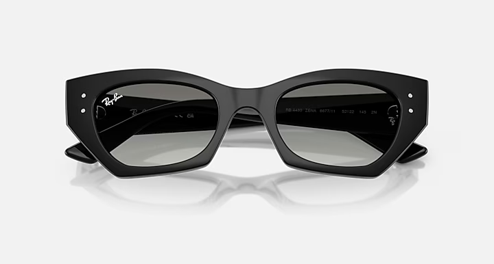 عینک آفتابی ری‌بن مدل Zena (زِینا) RB4430 6677/11 فریم Bio‑Based Black عدسی سایه‌روشن خاکستری